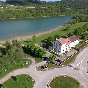 Au Moulin Du Pont Hotel