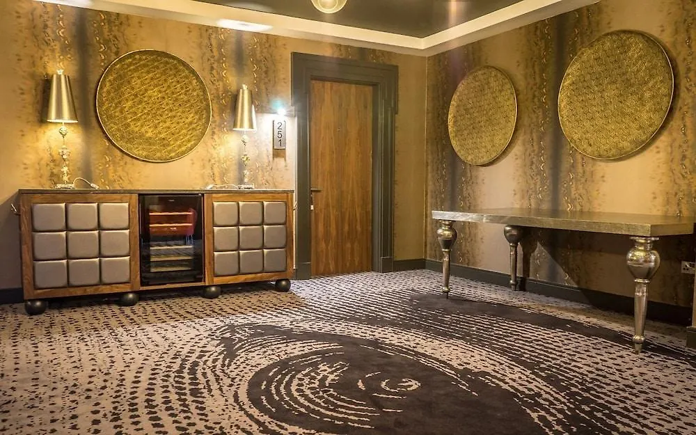 Oriel House Hotel Cork 4*,